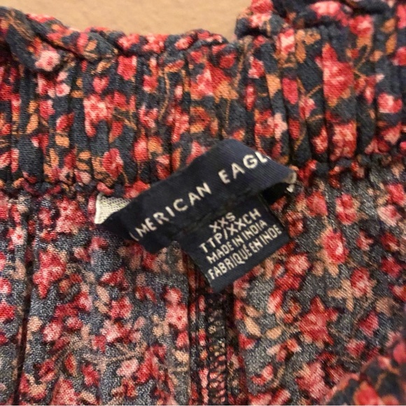 American Eagle‎ Ditsy Floral Paperbag Cropped Pants Red XXS - Picture 5 of 6